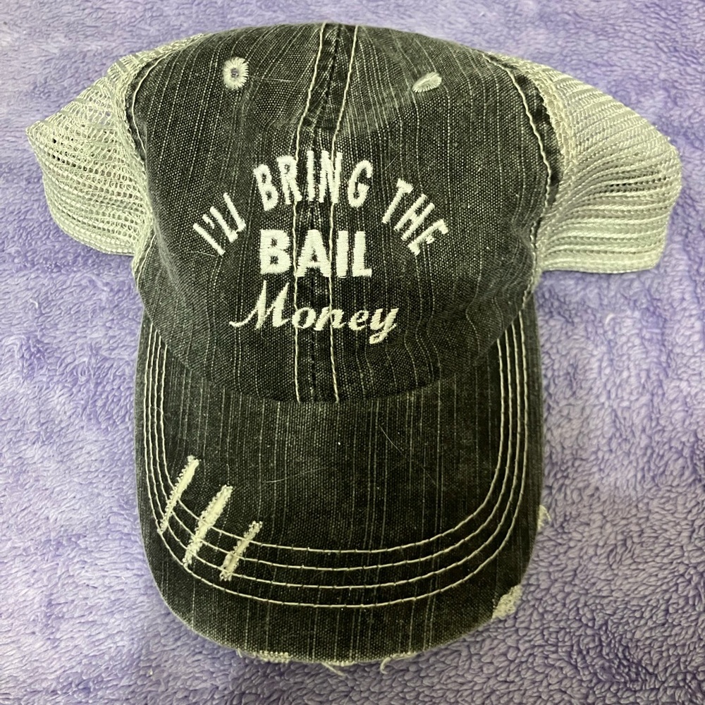 Funny gray “Bail Money” hat